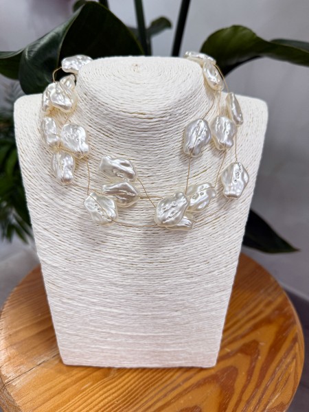 COLLAR ORO Y PIEDRAS BLANCAS